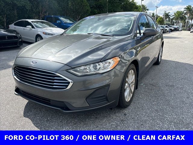 2020 Ford Fusion SE