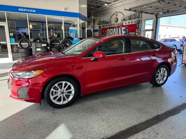 2020 Ford Fusion SE