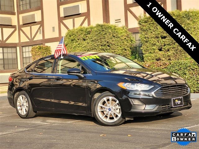 2020 Ford Fusion SE