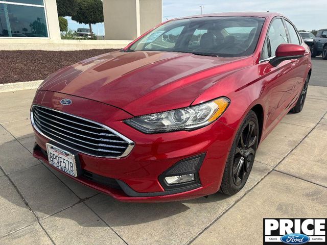 2020 Ford Fusion SE