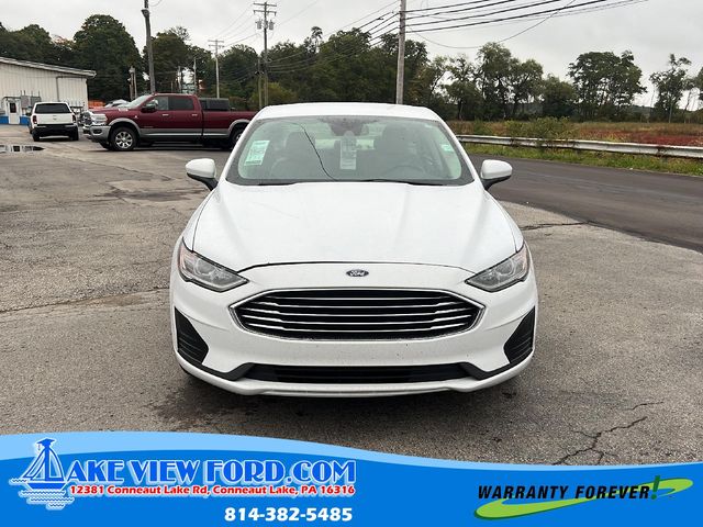 2020 Ford Fusion SE