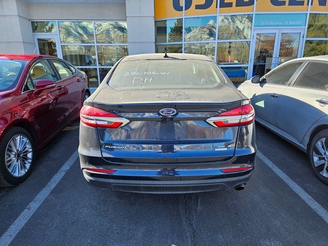 2020 Ford Fusion SE