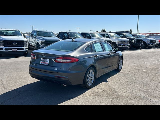 2020 Ford Fusion SE