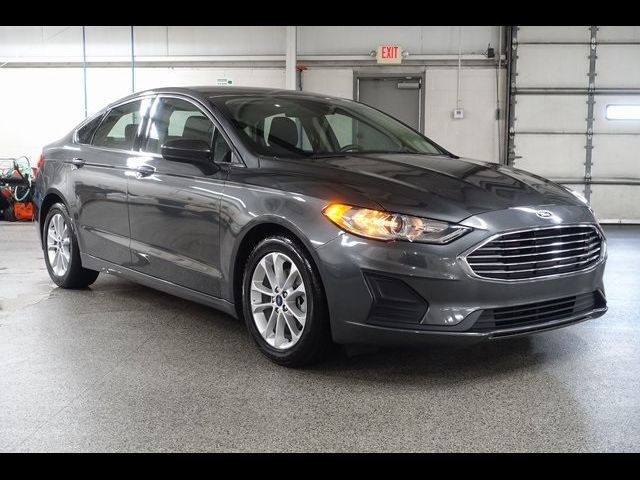 2020 Ford Fusion SE