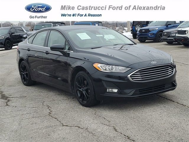 2020 Ford Fusion SE