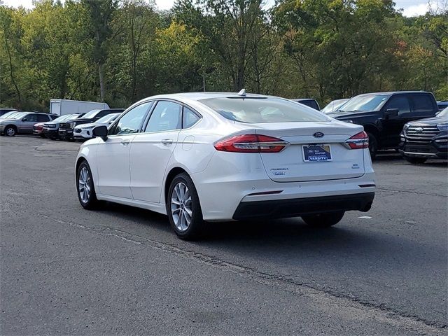 2020 Ford Fusion SE