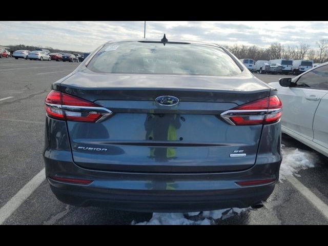 2020 Ford Fusion SE