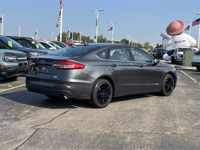 2020 Ford Fusion SE