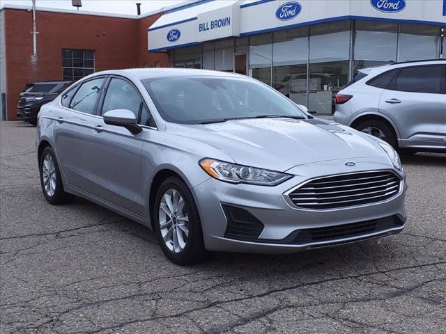 2020 Ford Fusion SE