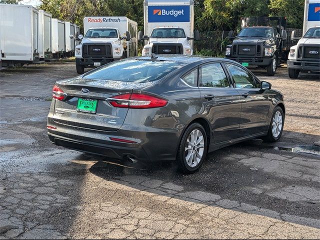 2020 Ford Fusion SE