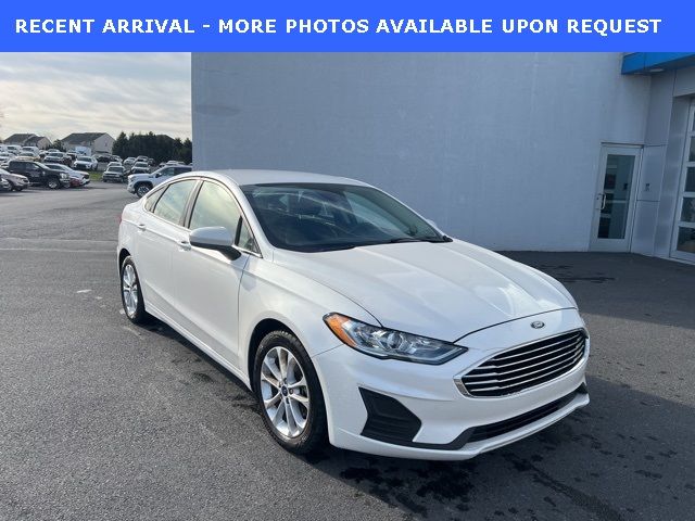 2020 Ford Fusion SE