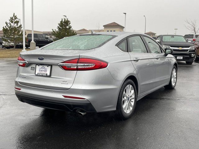 2020 Ford Fusion SE