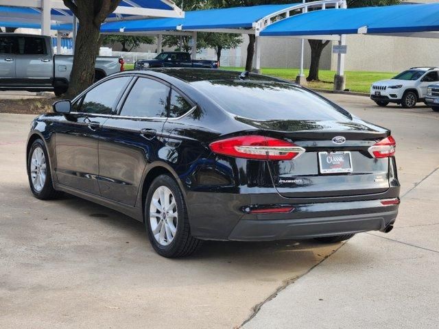 2020 Ford Fusion SE