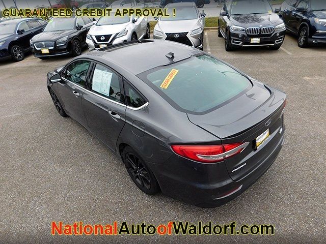 2020 Ford Fusion SE