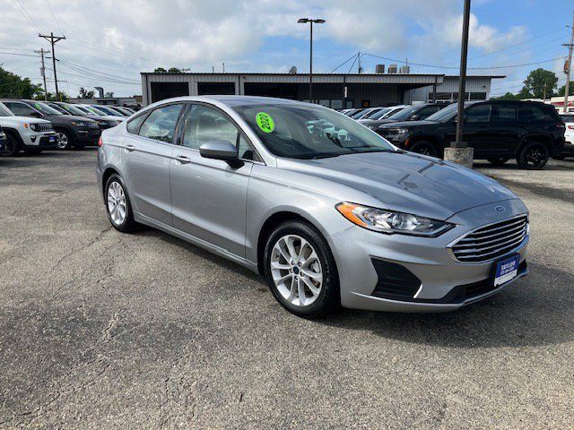 2020 Ford Fusion SE