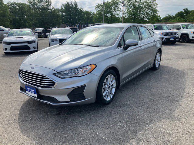 2020 Ford Fusion SE