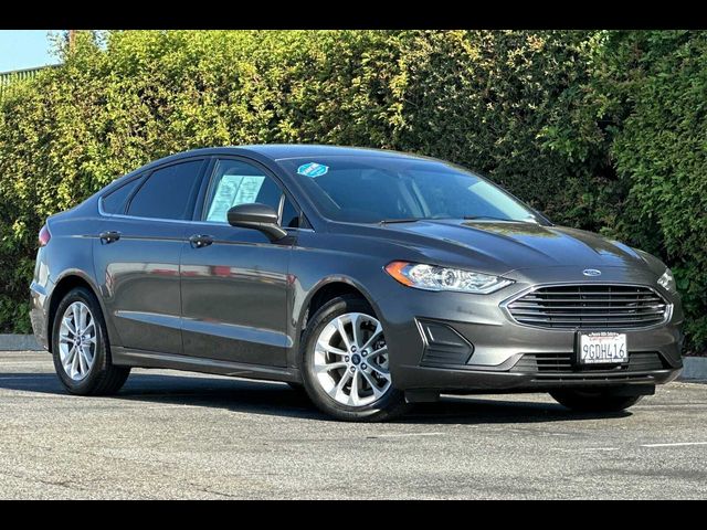 2020 Ford Fusion SE