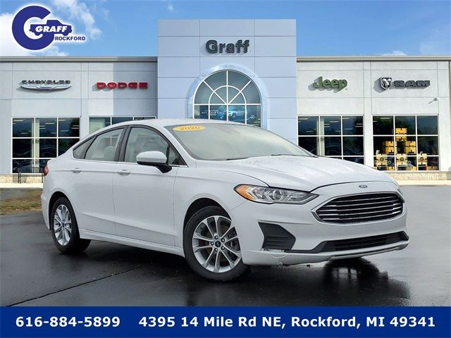 2020 Ford Fusion SE