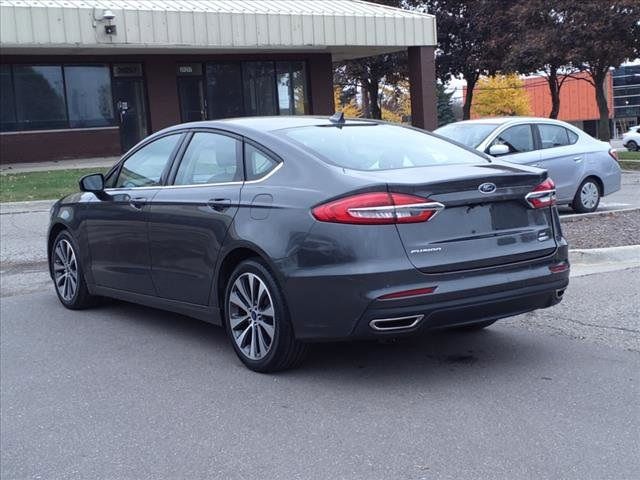 2020 Ford Fusion SE