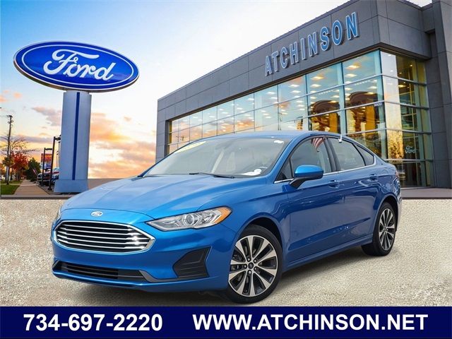 2020 Ford Fusion SE