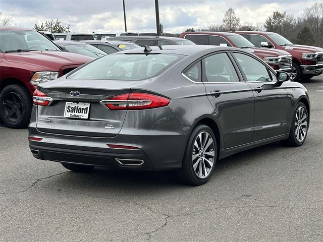 2020 Ford Fusion SE