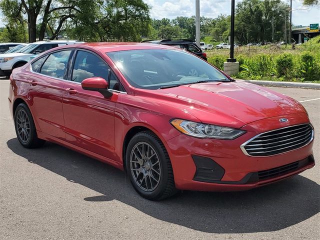 2020 Ford Fusion SE