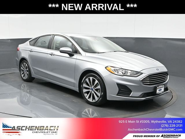 2020 Ford Fusion SE