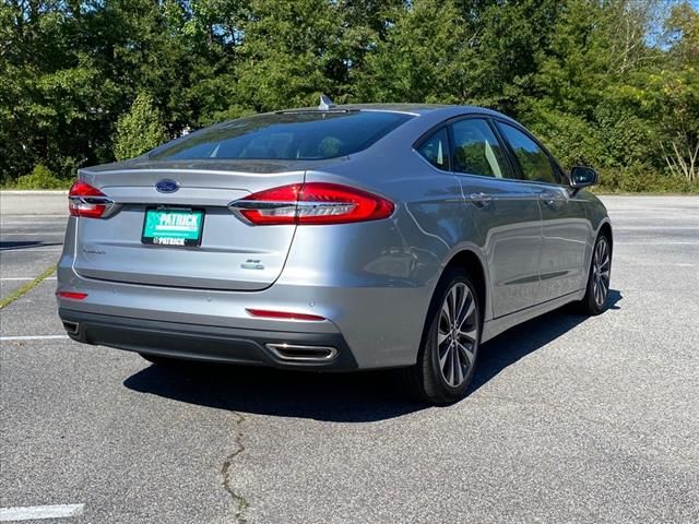 2020 Ford Fusion SE