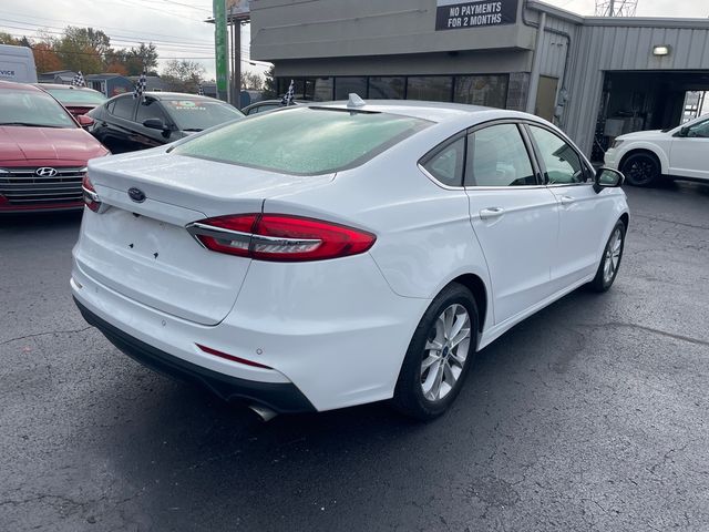 2020 Ford Fusion SE