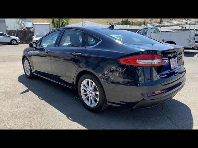 2020 Ford Fusion SE