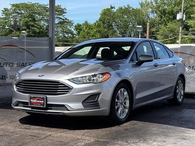 2020 Ford Fusion SE