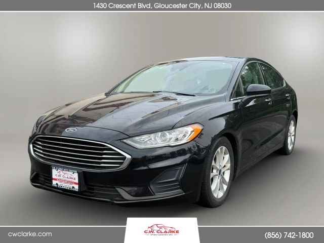 2020 Ford Fusion SE