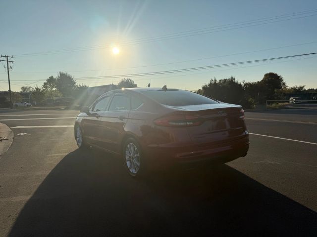 2020 Ford Fusion SE