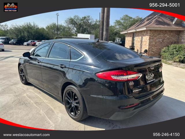 2020 Ford Fusion SE