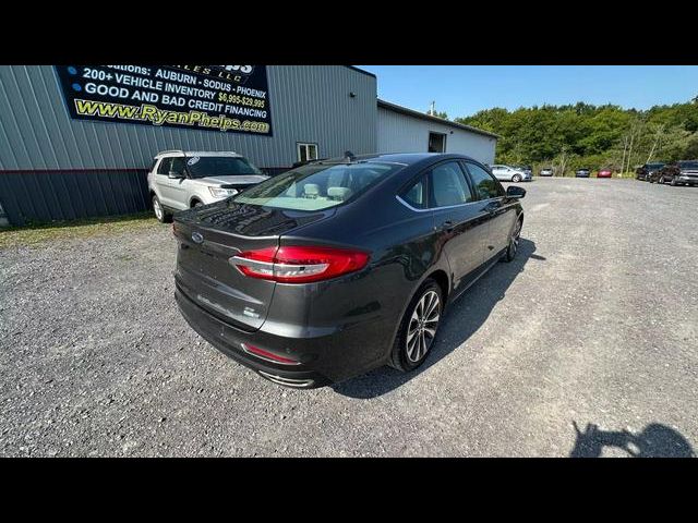 2020 Ford Fusion SE