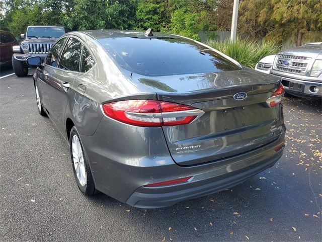 2020 Ford Fusion Hybrid SE