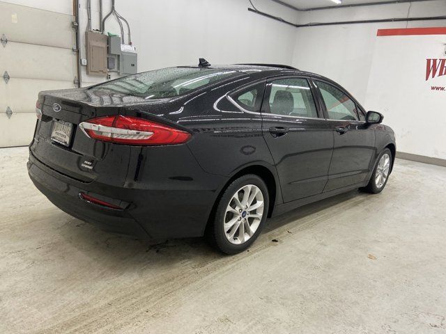 2020 Ford Fusion Hybrid SE