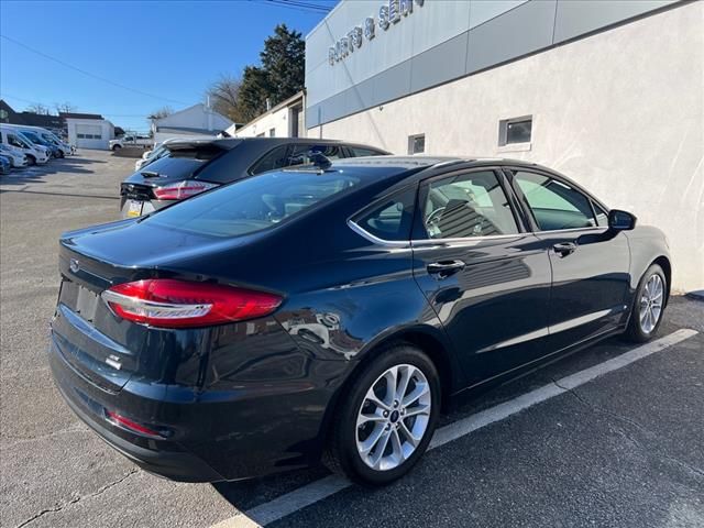 2020 Ford Fusion Hybrid SE