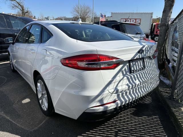 2020 Ford Fusion Hybrid SE