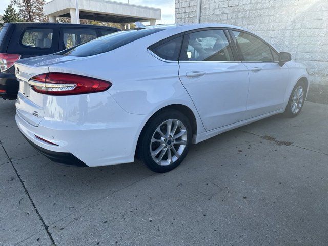 2020 Ford Fusion Hybrid SE