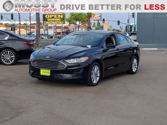 2020 Ford Fusion Hybrid SE