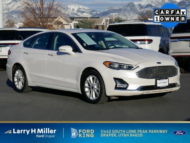 2020 Ford Fusion Plug-In Hybrid Titanium