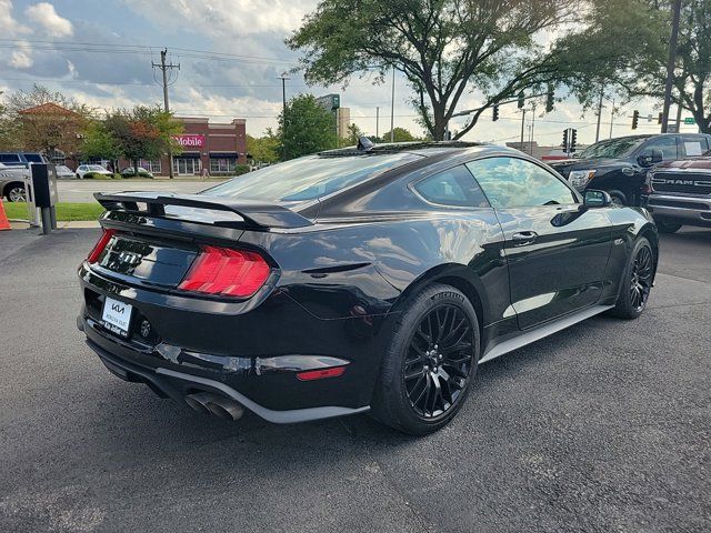 2020 Ford Mustang 