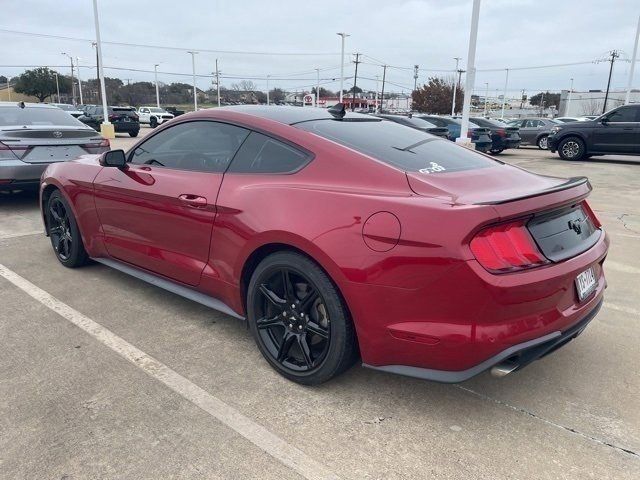 2020 Ford Mustang EcoBoost