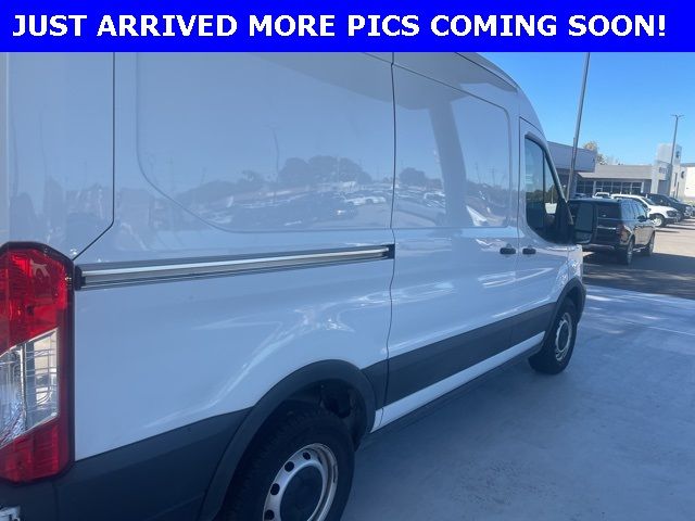 2020 Ford Transit Base