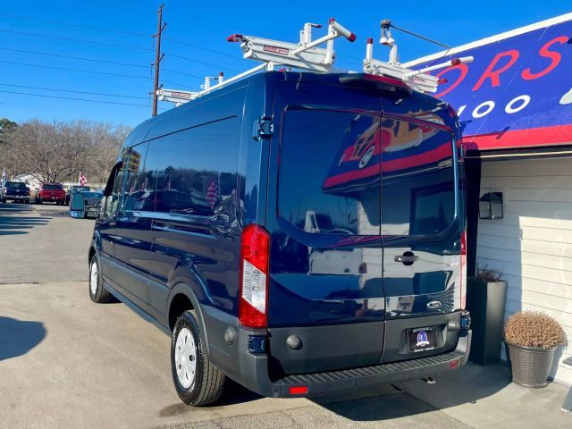 2020 Ford Transit 