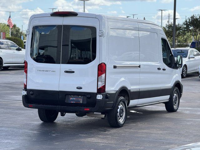 2020 Ford Transit Base