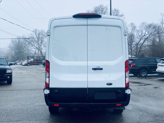 2020 Ford Transit Base