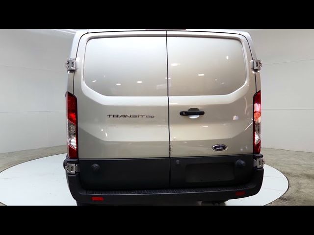 2020 Ford Transit Base