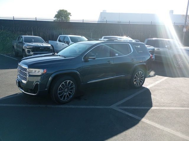 2020 GMC Acadia Denali